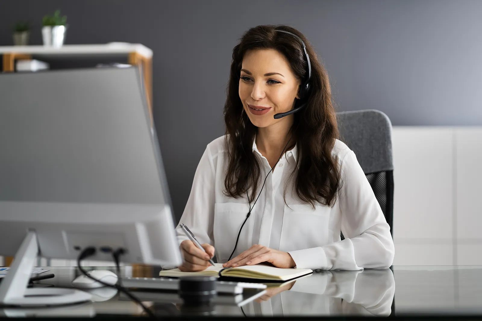Hire Virtual Sales Assistants | Top Remote Staffing Solutions